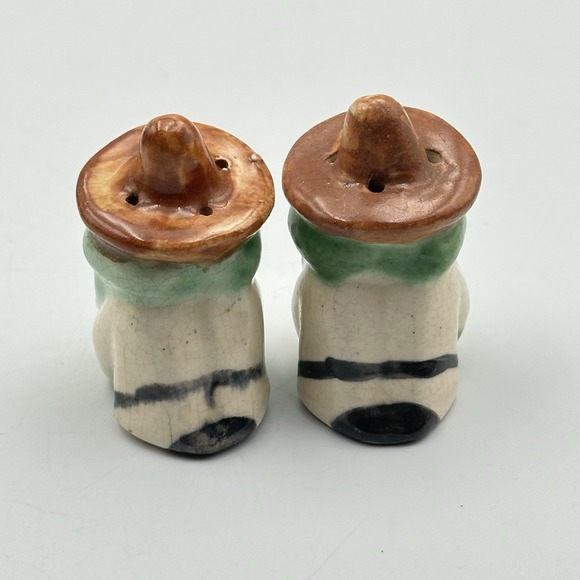 Vintage Sleeping Mexican Men‎ Sombrero Salt and Pepper Shakers - Picture 2 of 7
